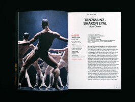 Seasonal brochure 2022/23 for Festspielhaus St.Pölten