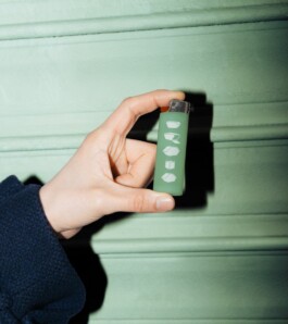 MCS – Mulden- und Containerservice Corporate Design Merch Feuerzeug Illustrationen 